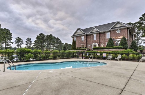 Spring Lake House | Resort-Style Condo on Golf Course w/Pool Access
