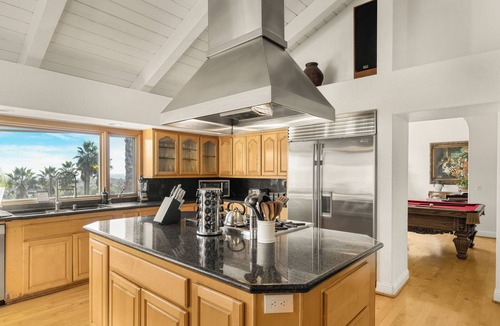 Escondido Villa | Resort-Style Estate Pool + Game Room + Tennis Court | The Tennis Ranch