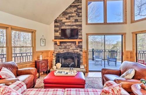 Ellijay House | Resort-Style Home with Hot Tub in Ellijay