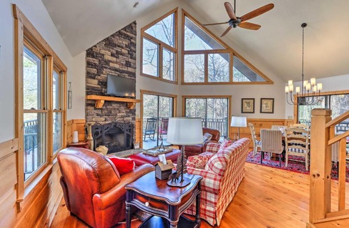 Ellijay House | Resort-Style Home with Hot Tub in Ellijay