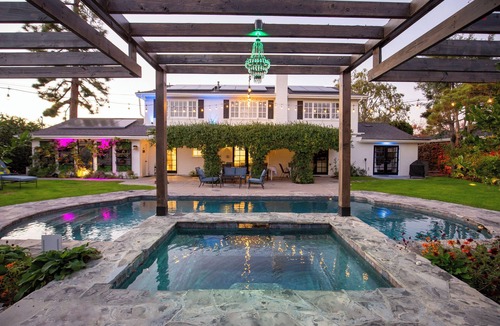 North Tustin House | Resort-Style Pool+Spa Sleeps 8 Near Disneyland & Beaches Private Backyard Oasis