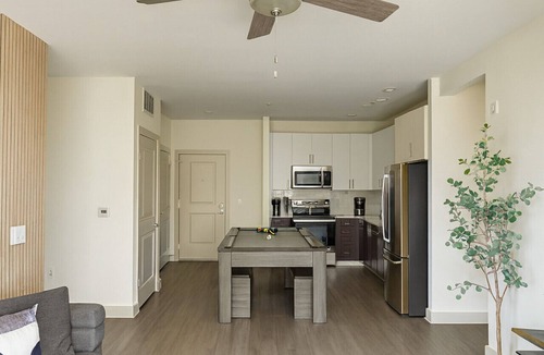 Forest Park Apartment | Resort-Style Retreat | 1 King/2 Queens, Pool table - ROOM ONLY