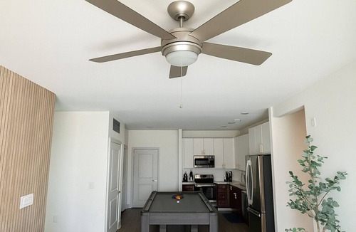 Forest Park Apartment | Resort-Style Retreat | 1 King/2 Queens, Pool table - ROOM ONLY