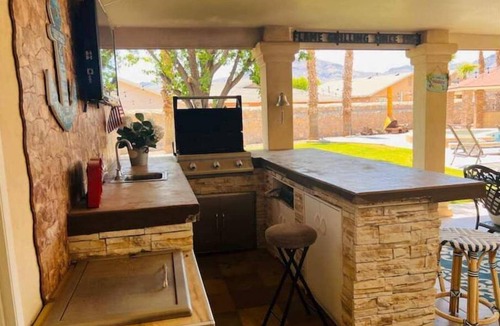 Northeast El Paso House | Resort Style Vacation Home