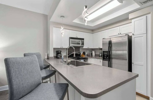 Kapolei Condo | Resort Vacation Home! Walk to Disney and B