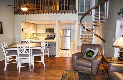 Fairfield Glade Villa | 🌄Resort Vacations at Fairfield Glade TN Spacious Remodeled Villa just steps from golf course!