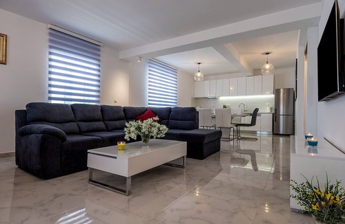 Donji Humac Villa | Resort Villa San Lilin