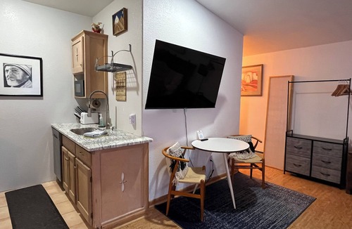 Taos Ski Valley Condo | Resort Village Modern Studio Condo