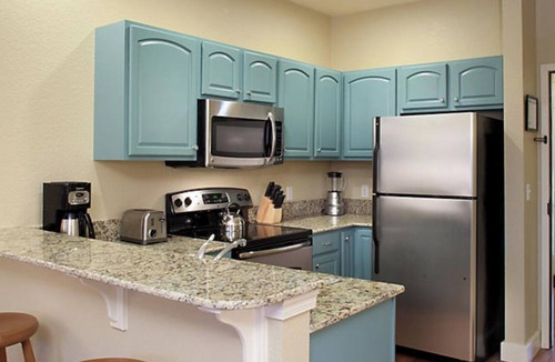 Boyne Falls Resort | Resort with 2 bedrooms, kitchen & fireplace in peaceful Boyne Falls.