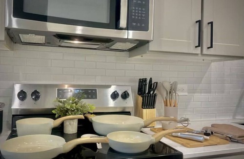 Sherman Apartment | ResortStyle Haven w/Prime Amenities & A+Location