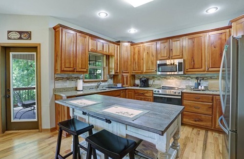 Young Harris House | Respite Ridge - Game Room-Fireplace-Stunning View