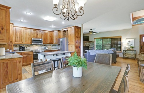 Young Harris House | Respite Ridge - Game Room-Fireplace-Stunning View