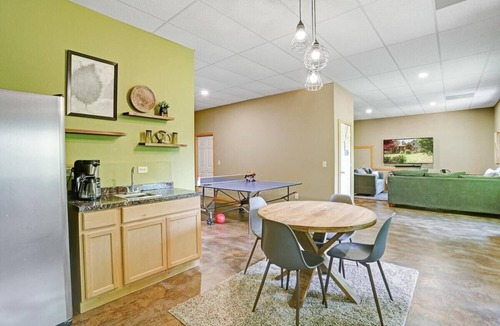 Young Harris House | Respite Ridge - Game Room-Fireplace-Stunning View