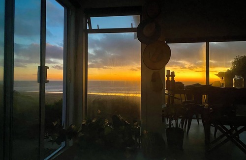 Baylys Beach Cottage | Rest and Relaxation Beachfront on the Wild West Coast