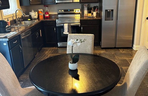 Clarksville House | Rest Easy at The Pit Stop – Exit 1, Clarksville