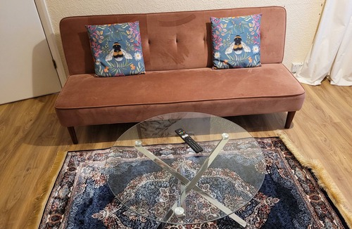 Reading House | Rest & Relax Apartment