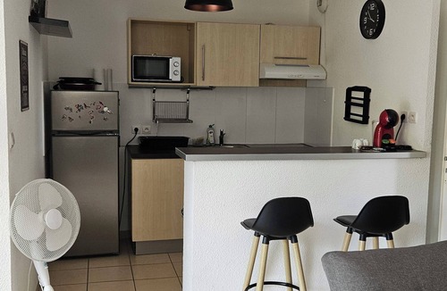 Nailloux Apartment | Rest, Relax