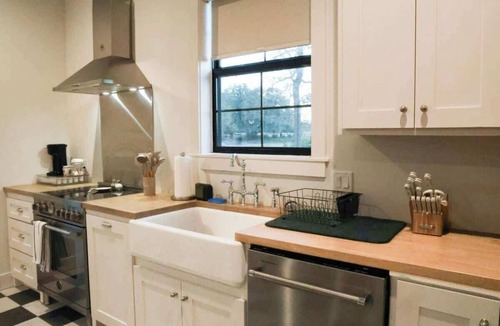 Fayetteville House | Rest & Relax | Pool | Countryside View | Sleeps 6