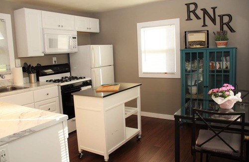 Ohiopyle Cottage | Rest, Relaxation, & Quick Access to Ohiopyle Await