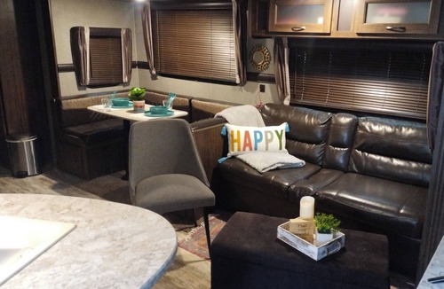 Lonoke House | Rest Stop Reset NO CLEANING FEE