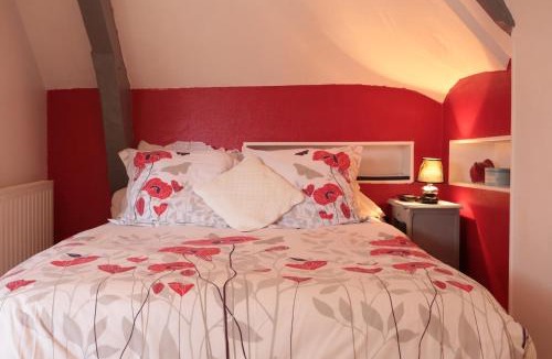 Fatouville-Grestain Bed & Breakfast | Restaurant & Chambres d'Hôtes L'Eau Vive