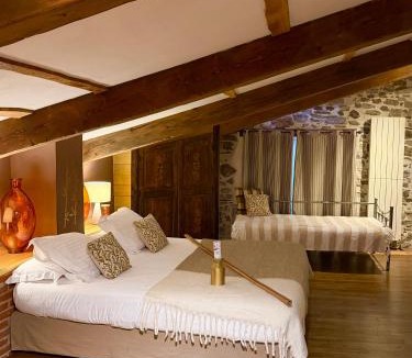 Anduze House | Restaurant et Chambres d'Hôtes La Ferme de Cornadel
