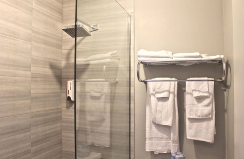 Metabetchouan Hotel | Restaurant-Motel le Rond-Point