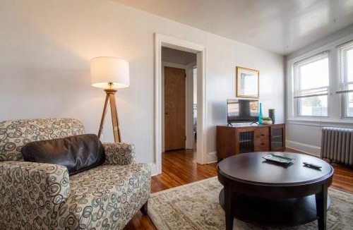 Bryn Mawr Apartment | Restaurants Coffee Colleges Bryn Mawr Has It All