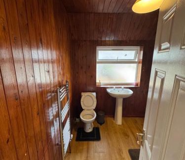 Tilbury House | Restful 3-Bed Retreat Tilbury