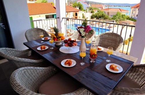 Dvornica Villa | Restful Kanica House