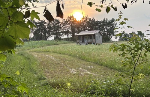 Cullen Cottage | Restful new cottage facing woods and paths near historic sites & biking trails