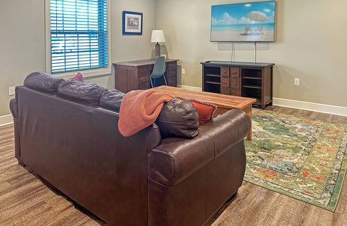 Jefferson Apartment | Restful Retreat: 2 BD by Ochsner