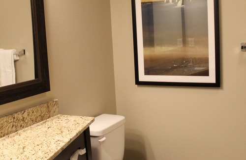 Emmetsburg Hotel | Reston Lodge & Suites