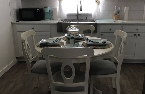 Thibodaux House | Restored Cottage along Bayou Lafourche in Cajun Country