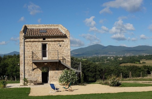 Ardoix House | Restored dovecote