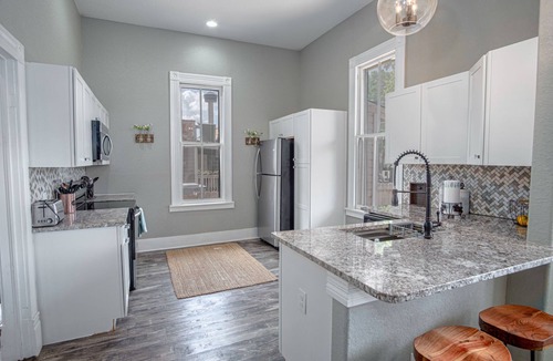 Historic Garderns Cottage | Restored Historic 2br/1.5ba House Near Downtown