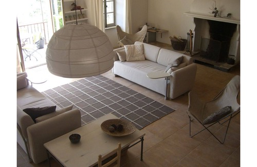 Beaufort Ski Chalet | Restored Winemakers Homes In Picturesque Hamlet in heart of Minervois wine area