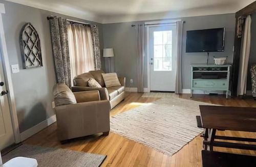 Baldwin House | ReStyle & Co House