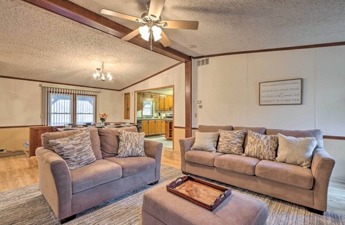 Lebanon Apartment | Reteat on 45 Acres! Spacious Family Apt in Lebanon