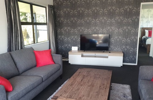 Owhata House | Retreat@23b - a peaceful place!