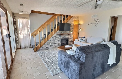 Camdenton Cabin | Retreat 33 ~ Lakefront, Private Dock, Sleeps 16, Kayaks