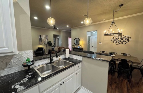 Lubbock House | Retreat at Oak Terrace