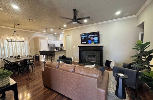 Lubbock House | Retreat at Oak Terrace