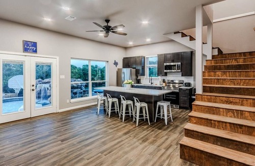 Irene House | Retreat Blooming Grove | A Retreat DFW Experience