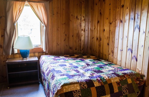 Deer River Cabin | Retreat Center on pristine Deer Lake