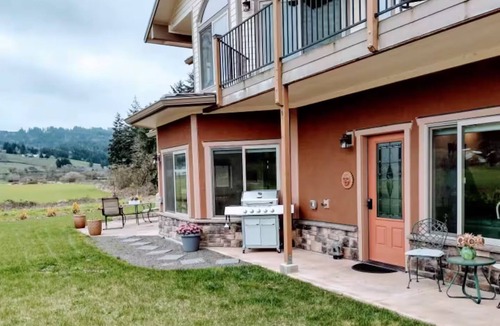 Gaston Apartment | Retreat for Personal Renewal