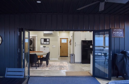 Nancy House | Retreat: Hot Tub & Huge Deck!