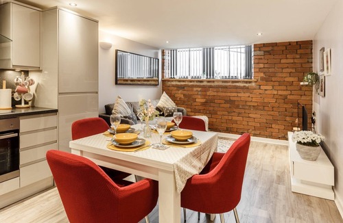 Bradford Apartment | Retreat in Bradford