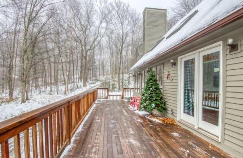 Birch Hill House | Retreat near Conway HotTub Harry Potter Room