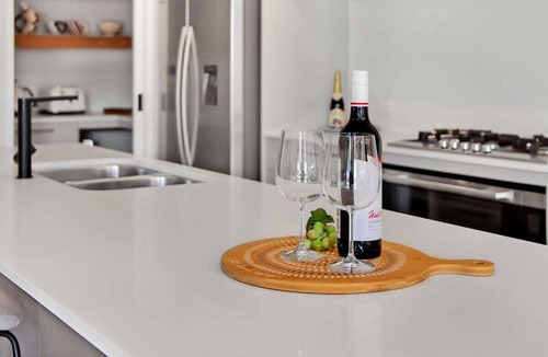 Grovedale House | Retreat on Bedajanawa